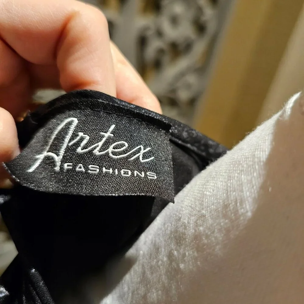 Vintage Artex Fashions Y2K  2 pc S Animal Print Long Sleeve W Cutout Neckline - Picture 4 of 14